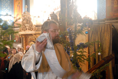 Всенощное бдение в канун Рождества Христова. Увеличить изображение. Размер файла: 165,99 Kb [800X536]