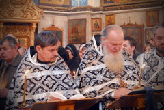 Утреня Великой субботы с чином погребения. Увеличить изображение. Размер файла: 229,98 Kb [800X536]