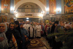 Всенощное бдение в канун Рождества Христова. Увеличить изображение. Размер файла: 193,29 Kb [800X536]
