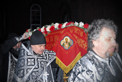 Утреня Великой субботы с чином погребения. Увеличить изображение. Размер файла: 210,09 Kb [800X536]