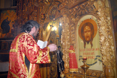 Богослужения в праздник Светлого Христова Воскресения. Увеличить изображение. Размер файла: 269,99 Kb [800X536]