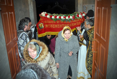 Утреня Великой субботы с чином погребения. Увеличить изображение. Размер файла: 217,23 Kb [800X536]