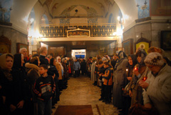 Утреня Великой субботы с чином погребения. Увеличить изображение. Размер файла: 182,83 Kb [800X536]