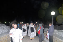 Ночное Божественная Литургия в Боровецком храме г. Набережные Челны. Увеличить изображение. Размер файла: 85,08 Kb [800X536]