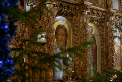 Рождественское ночное богослужение. Увеличить изображение. Размер файла: 156,7 Kb [800X536]