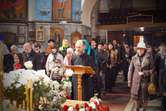 Богослужение в Великую субботу. Увеличить изображение. Размер файла: 241,5 Kb [800X536]