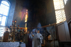 Поздняя праздничная литургия. Увеличить изображение. Размер файла: 116,19 Kb [800X536]