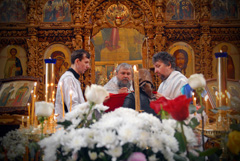 Богослужение в Великую субботу. Увеличить изображение. Размер файла: 240,5 Kb [800X536]