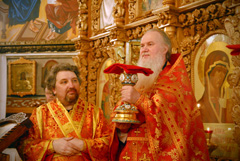 Богослужения в праздник Светлого Христова Воскресения. Увеличить изображение. Размер файла: 269,51 Kb [800X536]