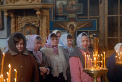 Поздняя праздничная литургия. Увеличить изображение. Размер файла: 105,08 Kb [800X536]