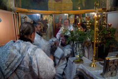 Рождественское ночное богослужение. Увеличить изображение. Размер файла: 166,45 Kb [800X536]