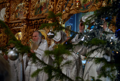 Рождественское ночное богослужение. Увеличить изображение. Размер файла: 187,75 Kb [800X536]