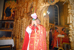 Богослужения в праздник Светлого Христова Воскресения. Увеличить изображение. Размер файла: 284,71 Kb [800X536]