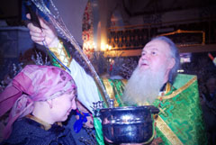 Богослужения Вербного воскресенья. Увеличить изображение. Размер файла: 132,47 Kb [800X536]