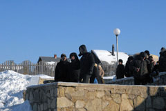 Боровецкий родник в день праздника Крещения Господня. Увеличить изображение. Размер файла: 106,2 Kb [800X536]