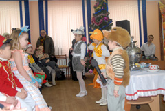 Праздник Рождества в детской воскресной школе. Увеличить изображение. Размер файла: 175,67 Kb [800X536]