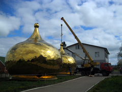 Работы по реконструкции куполов Боровецкой церкви. Увеличить изображение. Размер файла: 175,94 Kb [800X600]