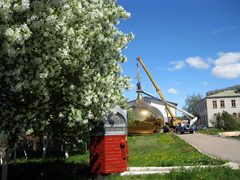 Работы по реконструкции куполов Боровецкой церкви. Увеличить изображение. Размер файла: 303,99 Kb [800X600]