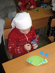 Детская воскресная школа готовиться к встрече Рождества.Увеличить изображение. Размер файла: 161,47 Kb [600X800]