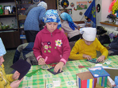 Детская воскресная школа готовиться к встрече Рождества.Увеличить изображение. Размер файла: 253,91 Kb [800X600]