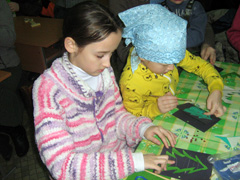 Детская воскресная школа готовиться к встрече Рождества.Увеличить изображение. Размер файла: 235,42 Kb [800X600]