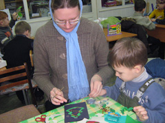 Детская воскресная школа готовиться к встрече Рождества.Увеличить изображение. Размер файла: 248,14 Kb [800X600]