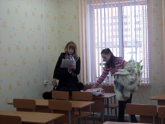 Детская воскресная школа готовиться к встрече Рождества.Увеличить изображение. Размер файла: 172,11 Kb [800X600]