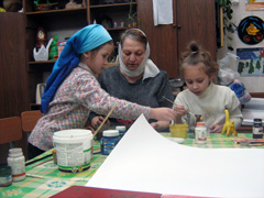 Детская воскресная школа готовиться к встрече Рождества.Увеличить изображение. Размер файла: 221,67 Kb [800X600]