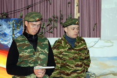 Выступление театральной студии "12". Увеличить изображение. Размер файла: 413,39 Kb [800X533]