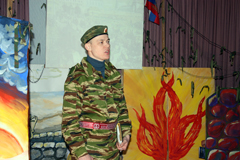 Выступление театральной студии "12". Увеличить изображение. Размер файла: 448,66 Kb [800X533]