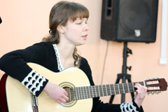 Фестиваль авторской песни. Увеличить изображение. Размер файла: 110,08 Kb [800X533]