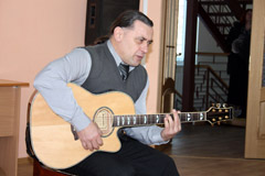 Фестиваль авторской песни. Увеличить изображение. Размер файла: 113,3 Kb [800X533]