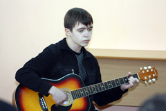 Фестиваль авторской песни. Увеличить изображение. Размер файла: 93,19 Kb [800X533]