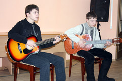 Фестиваль авторской песни. Увеличить изображение. Размер файла: 131,41 Kb [800X533]