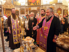 Чин Воздвижения Креста в Боровецкой церкви. Увеличить изображение. Размер файла: 550,88 Kb [800X600]