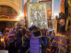 Чин Воздвижения Креста в Боровецкой церкви. Увеличить изображение. Размер файла: 558,43 Kb [800X600]