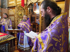 Чин Воздвижения Креста в Боровецкой церкви. Увеличить изображение. Размер файла: 558,18 Kb [800X600]