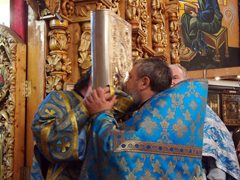 Богослужения в день Казанской иконы Божией Матери. Увеличить изображение. Размер файла: 288,76 Kb [800X600]