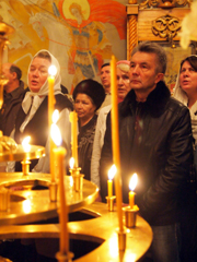 Визит Владыки в Закамское благочиние. Увеличить изображение. Размер файла:219,91 Kb [600X800]