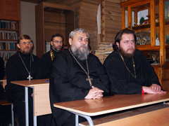 Визит Владыки в Закамское благочиние. Увеличить изображение. Размер файла:204,67 Kb [800X600]