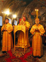 Визит Владыки в Закамское благочиние. Увеличить изображение. Размер файла:307,89 Kb [600X800]