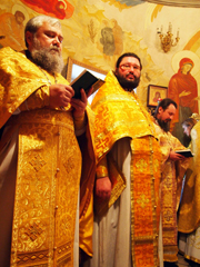 Визит Владыки в Закамское благочиние. Увеличить изображение. Размер файла:310,64 Kb [600X800]