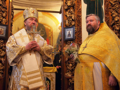 Визит Владыки в Закамское благочиние. Увеличить изображение. Размер файла:265,99 Kb [800X600]