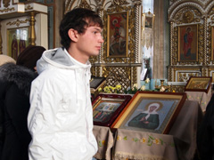 Мощи св. Матроны в Елабуге. Увеличить изображение. Размер файла: 406,59 Kb [800X600]