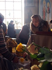 Мощи св. Матроны в Елабуге. Увеличить изображение. Размер файла: 335,42 Kb [600X800]