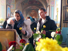 Мощи св. Матроны в Елабуге. Увеличить изображение. Размер файла: 410,16 Kb [800X600]