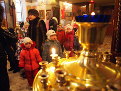 Дети детского сада посетили храм. Увеличить изображение. Размер файла: 477,54 Kb [800X600]