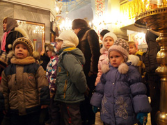 Дети детского сада посетили храм. Увеличить изображение. Размер файла: 462,35 Kb [800X600]
