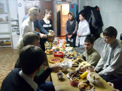 Рождественская встреча молодежи. Увеличить изображение. Размер файла: 87,81 Kb [604X453]