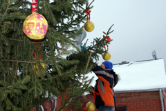 Установка Рождественского вертепа. Увеличить изображение. Размер файла: 447,64 Kb [800X536]